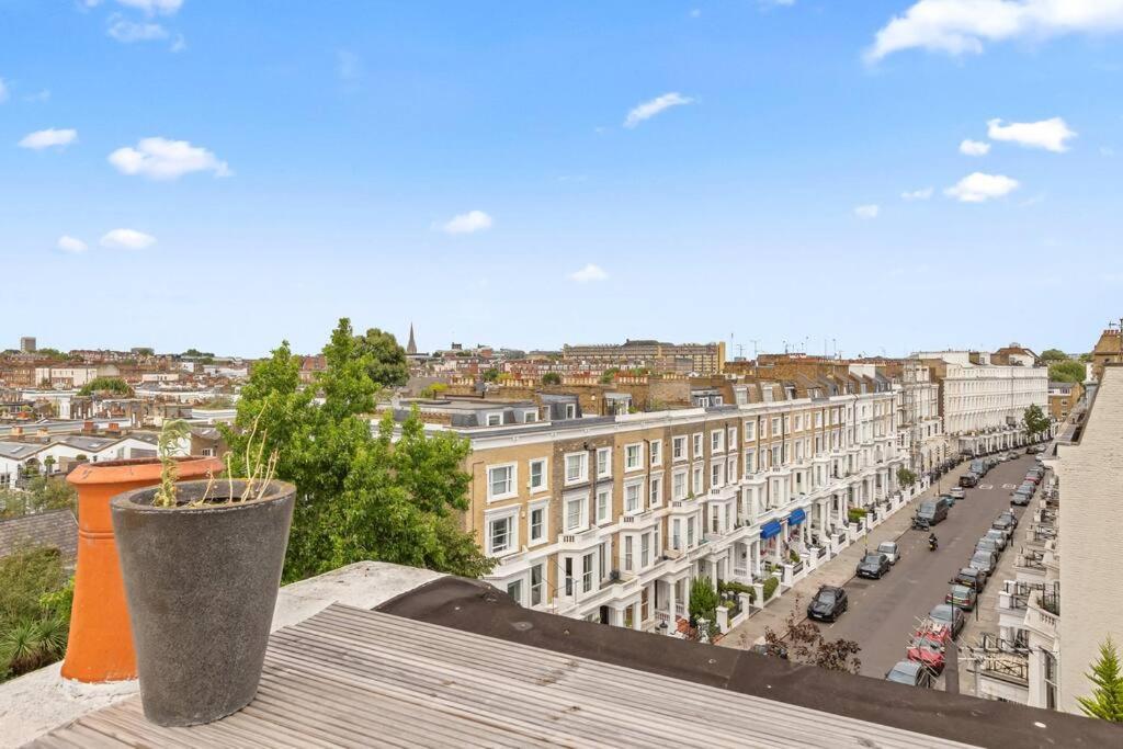 Spacious Sleep 11 With Terrace In Earls Court Ec99 Лондон Екстериор снимка